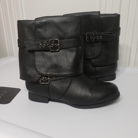 Wild Diva Lounge Shoes - Wild Diva Lounge Black Fold Over Boots Buckle